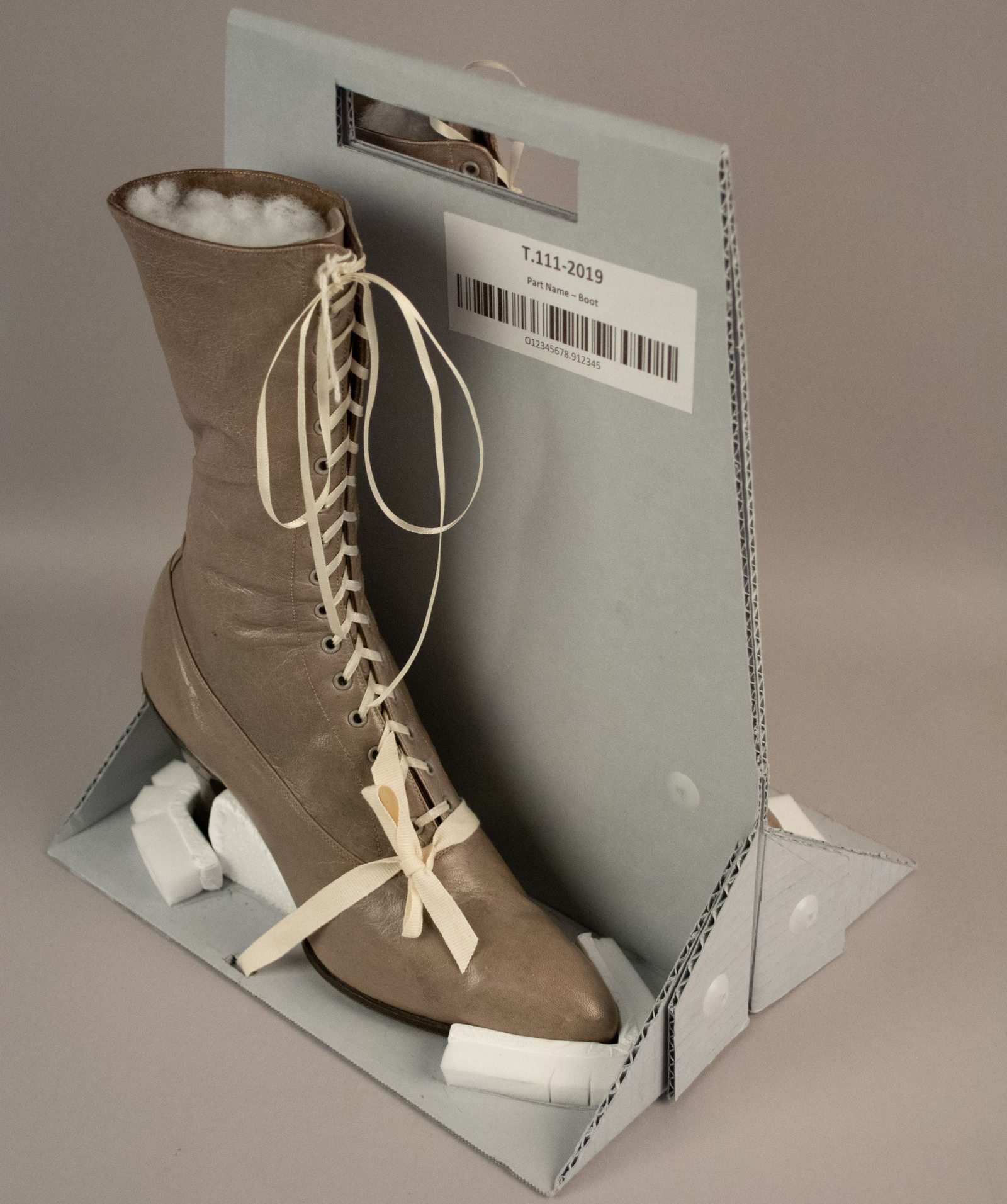 Bespoke external shoe storage mount